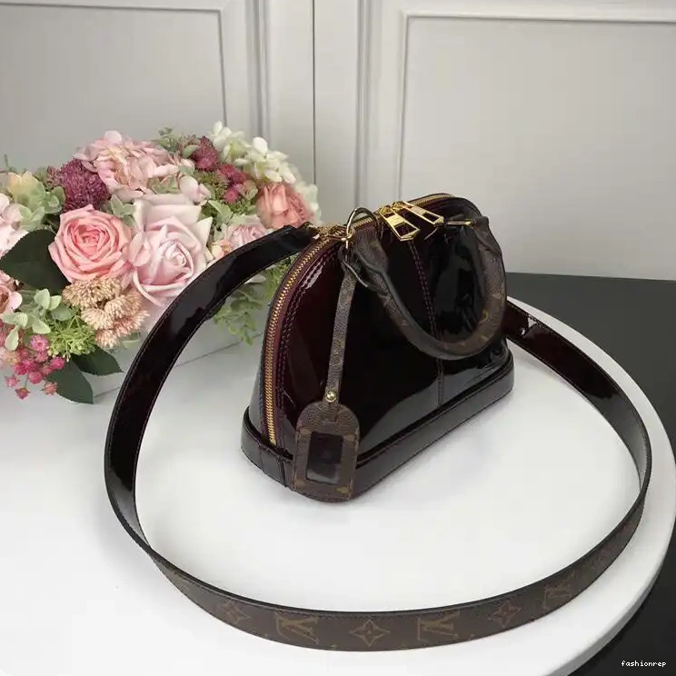 Fashionrepsfam ru Bags 19T1L0241 LV 0714